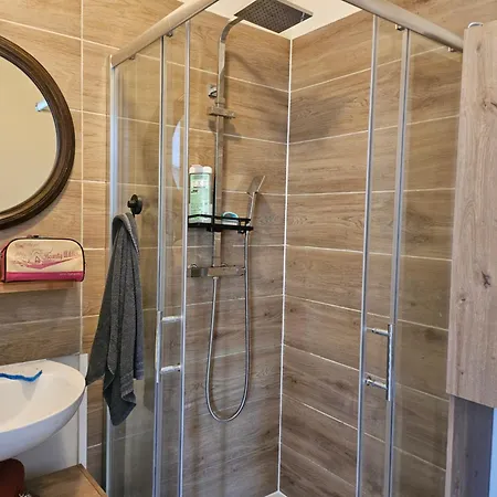 Studio Cosy Avec Terrasse, Plage Des Chalets A Gruissan *